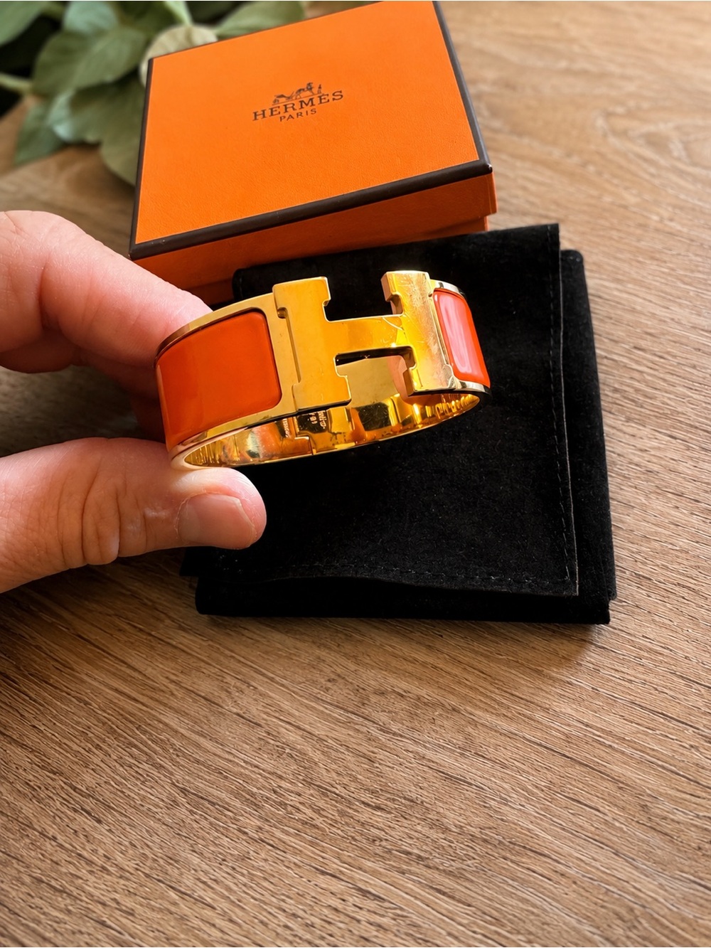 Hermès Clic Clac H PM Bracelet Orange Enamel Gold Plated Made in France - Picture 3 of 7